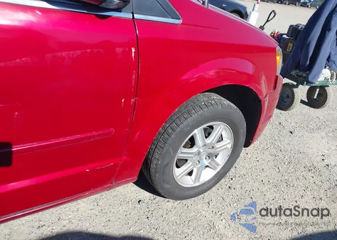 2008 Chrysler Town & Country Touring z USA, uszkodzony, nr VIN 2A8HR54P78R139811